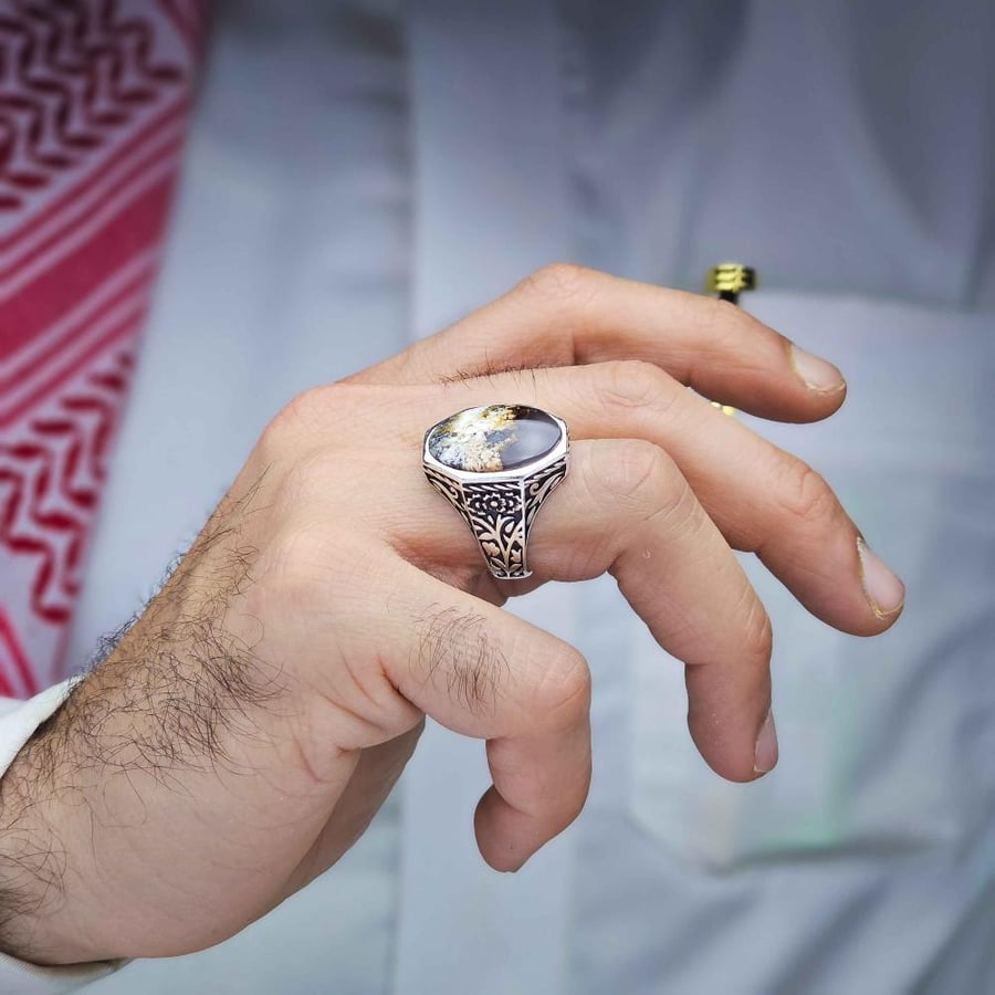 خاتم فضة عقيق يماني ورد الربيع