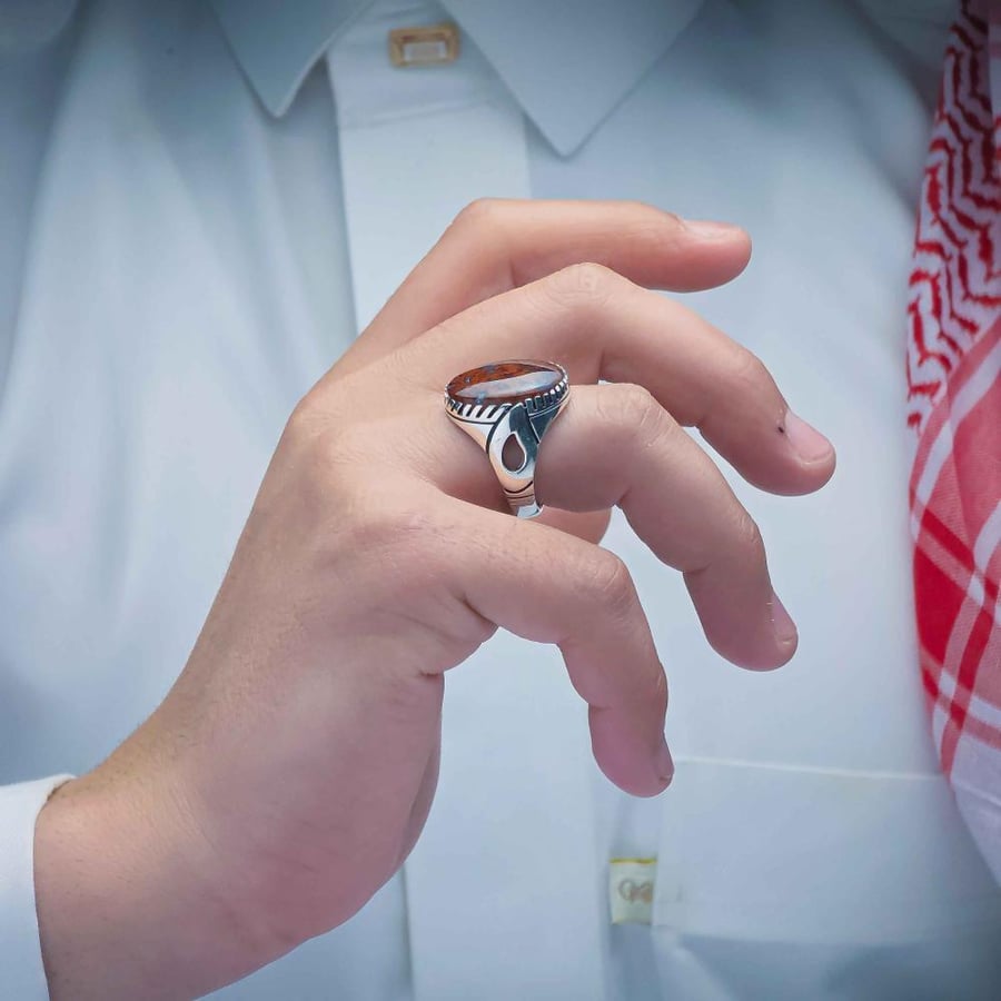 خاتم كلاسيكي فضة 925 عقيق يماني شعب مرجانية