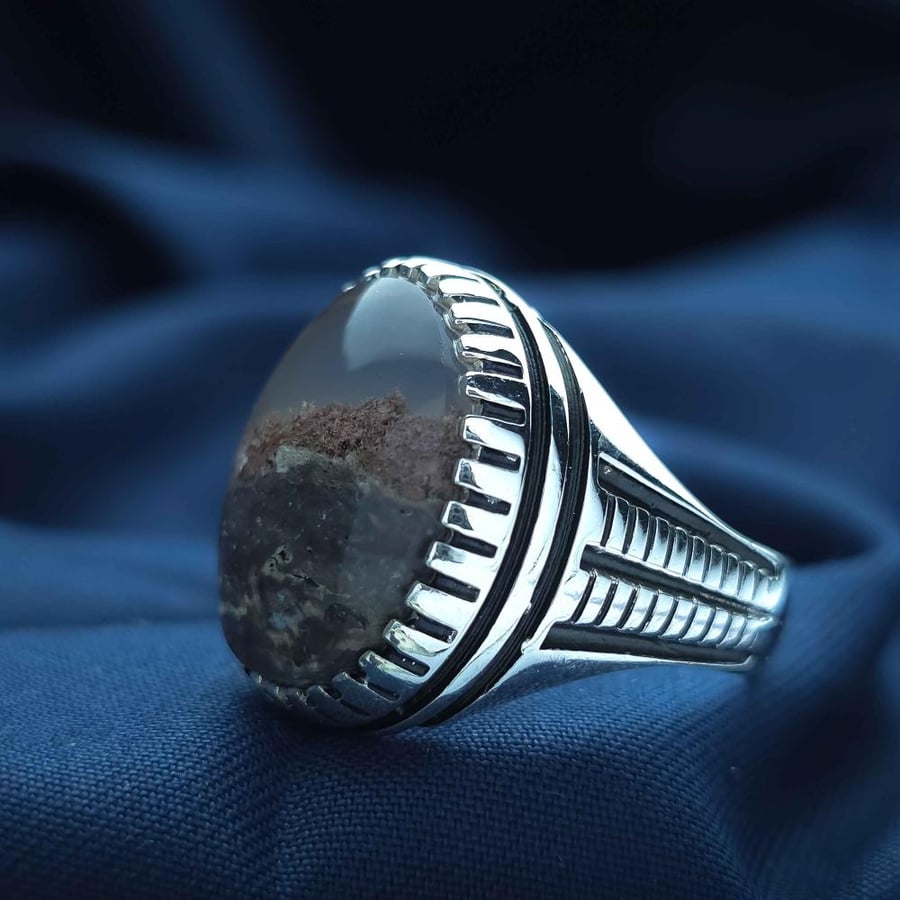 A classic ring with Yemeni agate, Thalabi