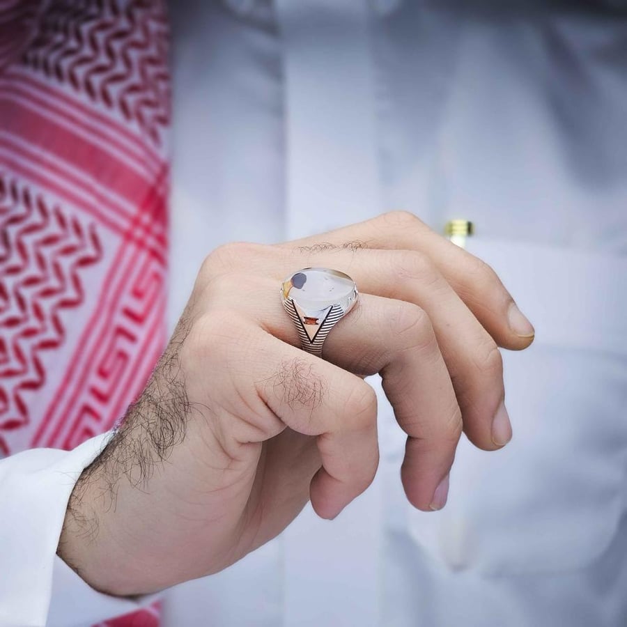خاتم فضة عقيق يماني مزهر مصور