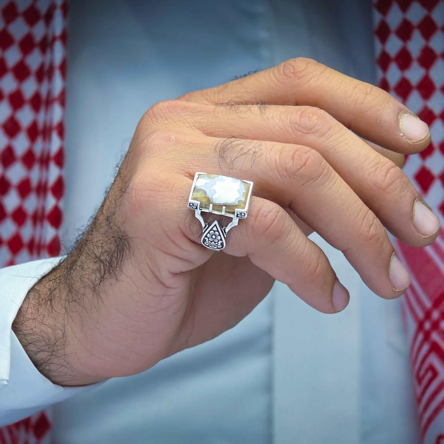 خاتم فضة عقيق يماني نادر