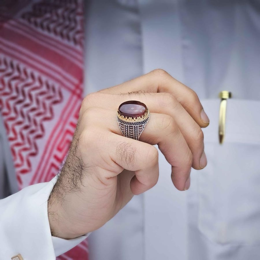 خاتم فضة عقيق يماني كبدي زعفراني