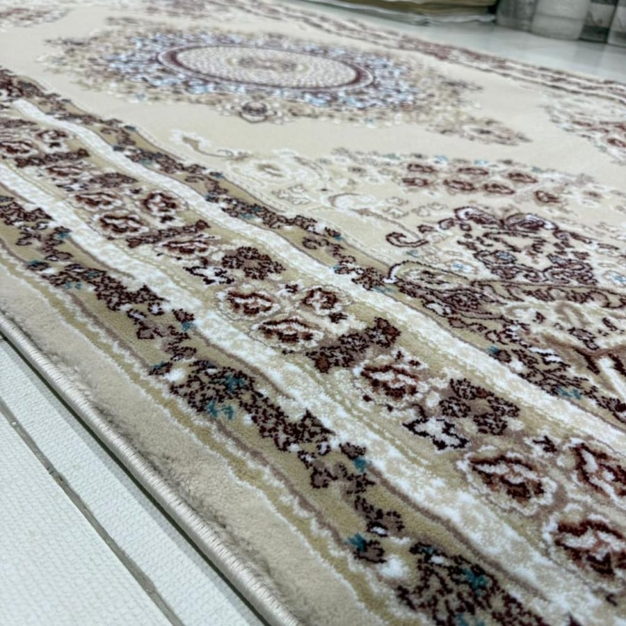 Classic cream rug with royal decorations, with an elegant balanced design