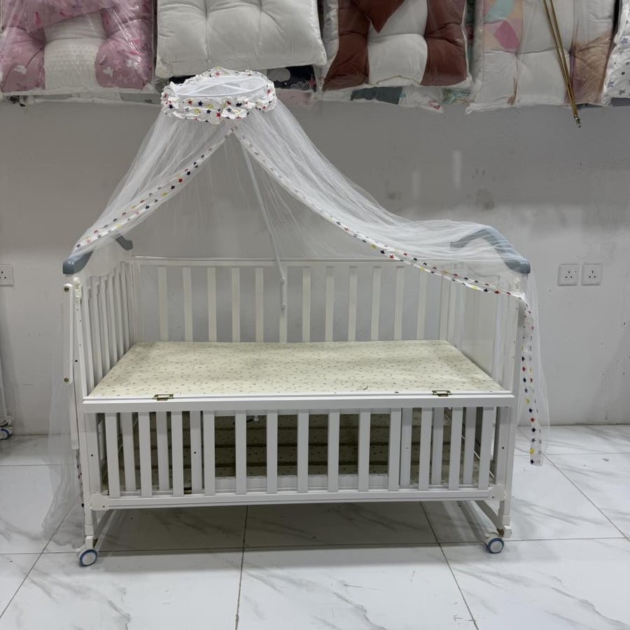 The white halo cradle – a royal luxury for the softness of beginnings