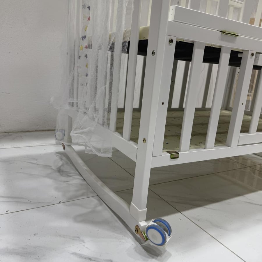 The cradle of heavenly calm – pure luxury for the comfort of the newborn