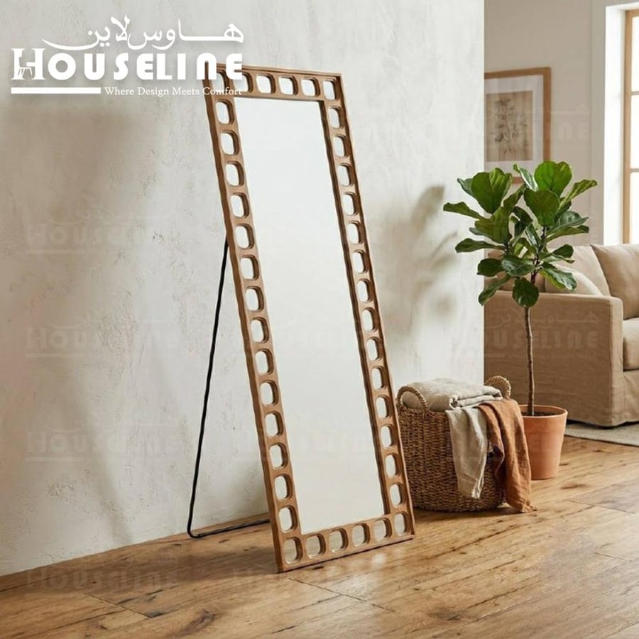 مرآة استاند بإطار خشبي هندسي كامل الطول بتصميم مفتوح عصري