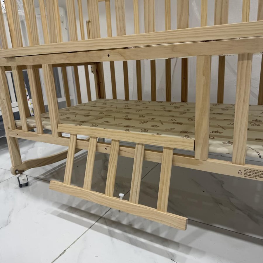 Golden Calm Cradle - Natural luxury for the baby's comfort