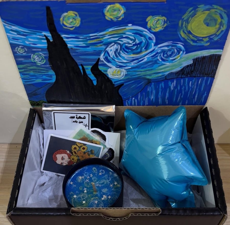 Van Gogh candle