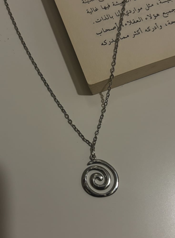Swirl pendant