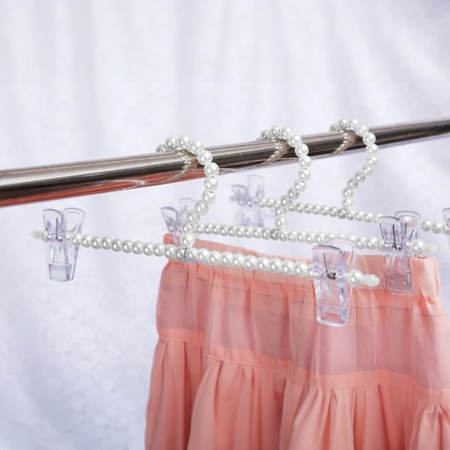 Lulu's relationships with transparent clips for pants and skirts with luxurious design