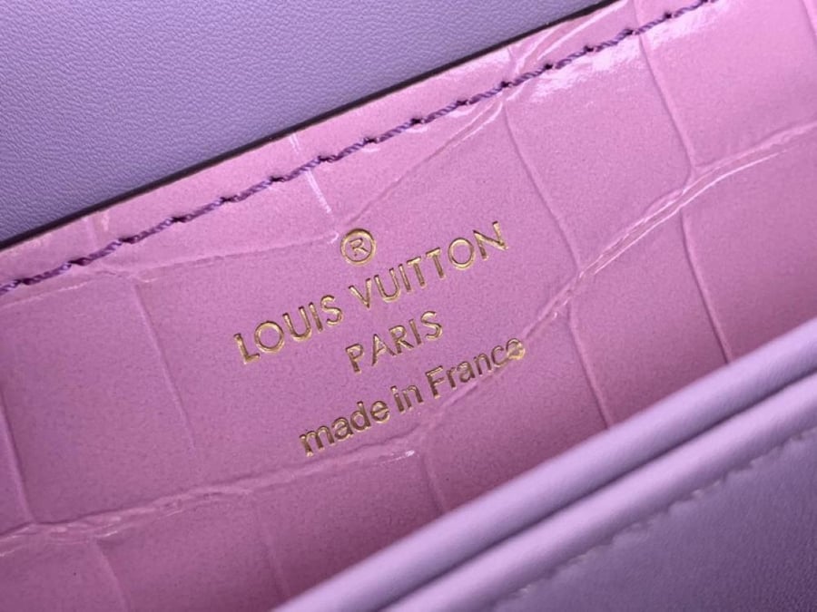 Louis Vuitton Rose des vents mini size 27