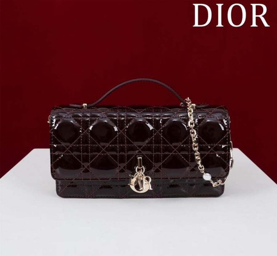 Diour Al Yad Clutch
