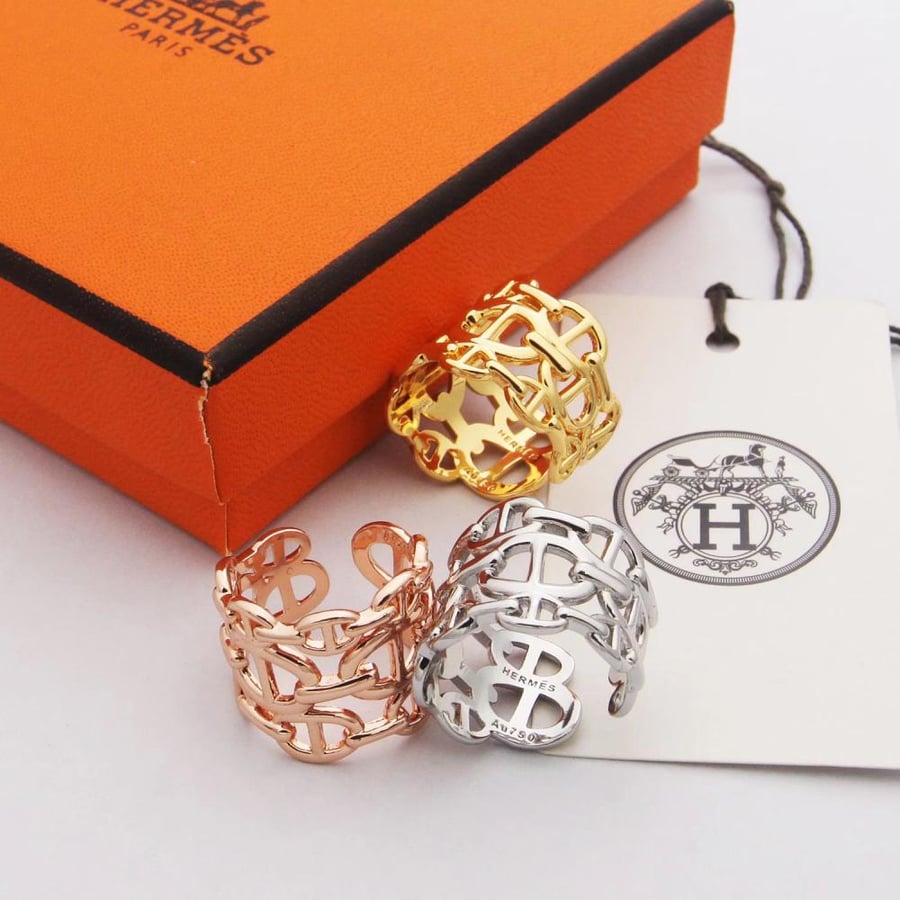 Eramis ring