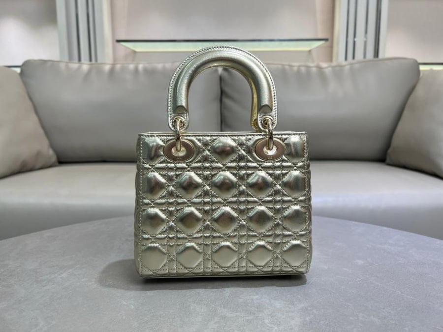Lady Dior Small 20cm