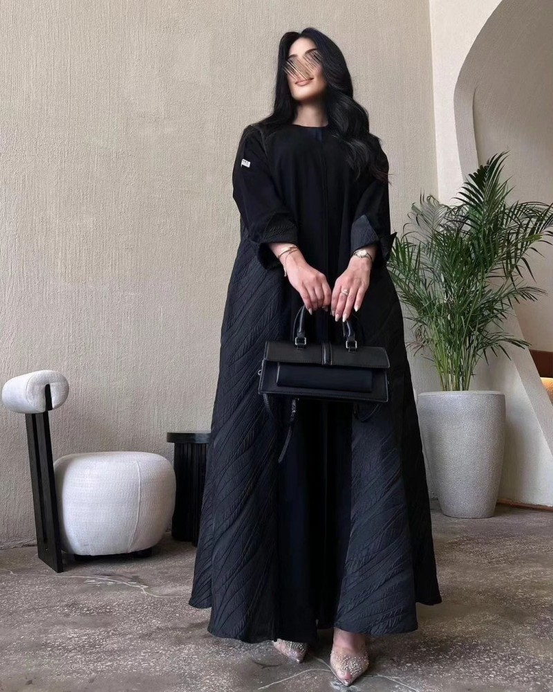عباية ناعمه