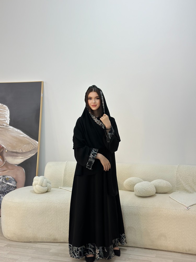 عباية دانة