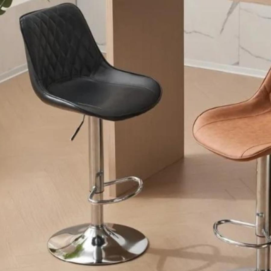 كرسي بار جلد اسود مع قاعدة ستيل فضي CC671BLACK