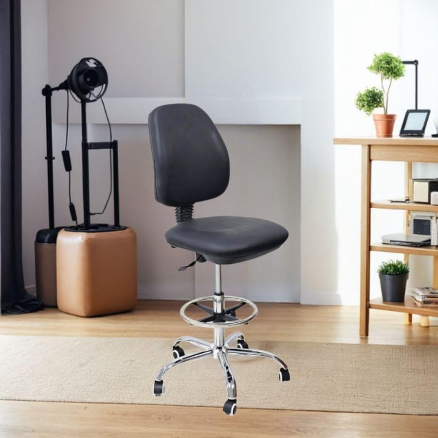 كرسي كاشير جلد لون اسود موديل رقم  BG1A-SKIN