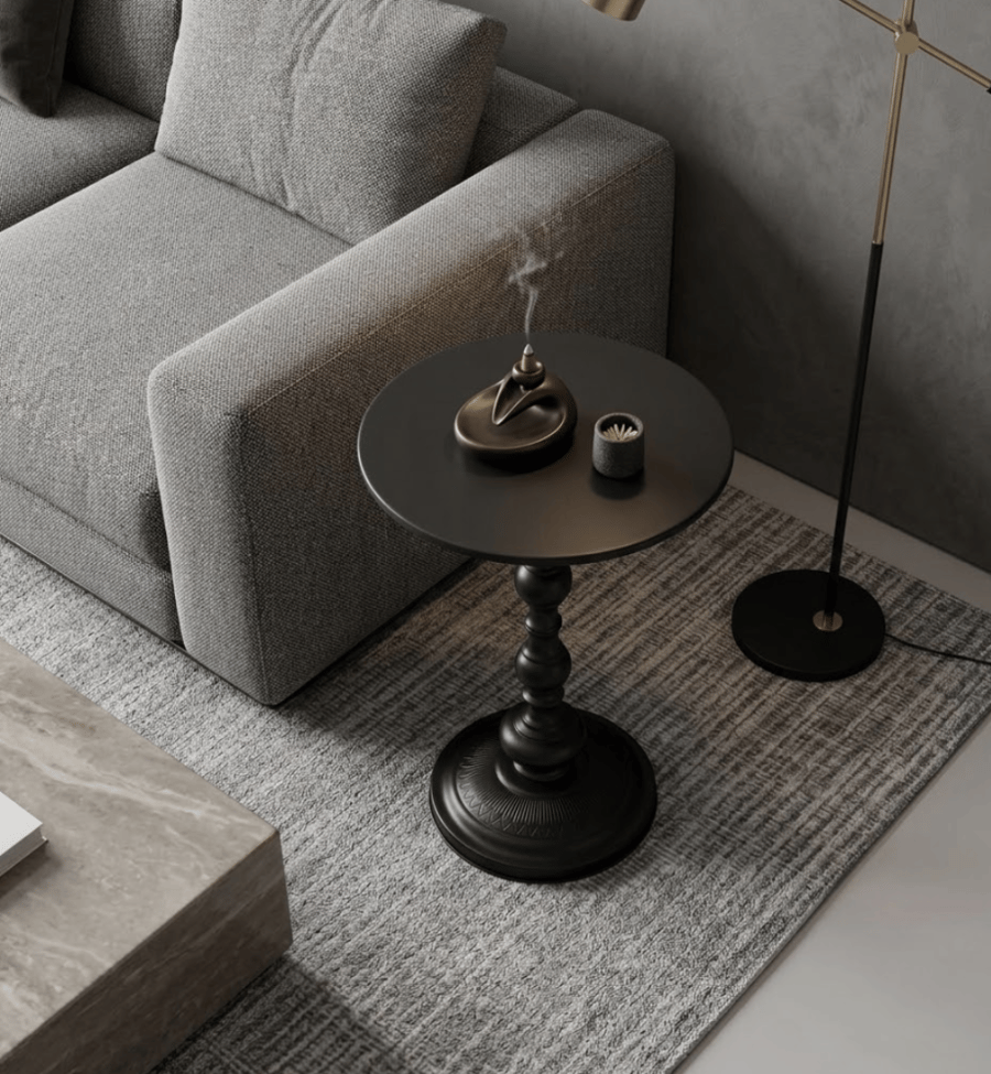 طاولة جانبية معدنية سوداء بتصميم مودرن من موفن هوم