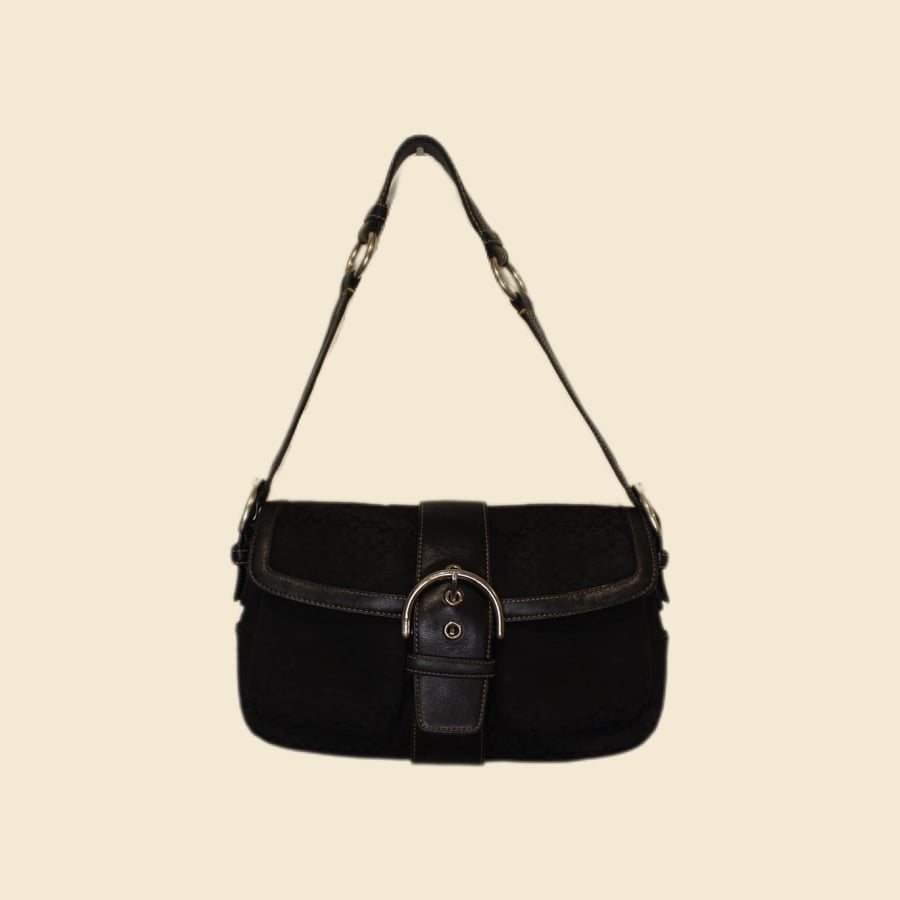 Coach Soho Flap In black