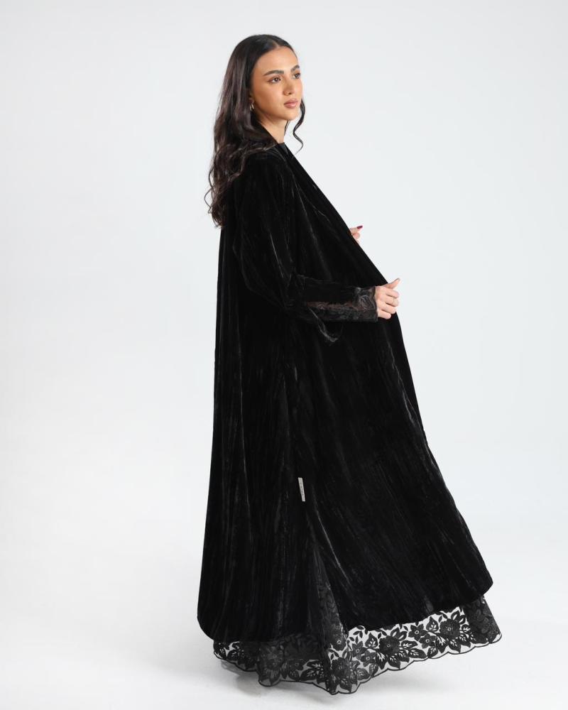Velvet abaya