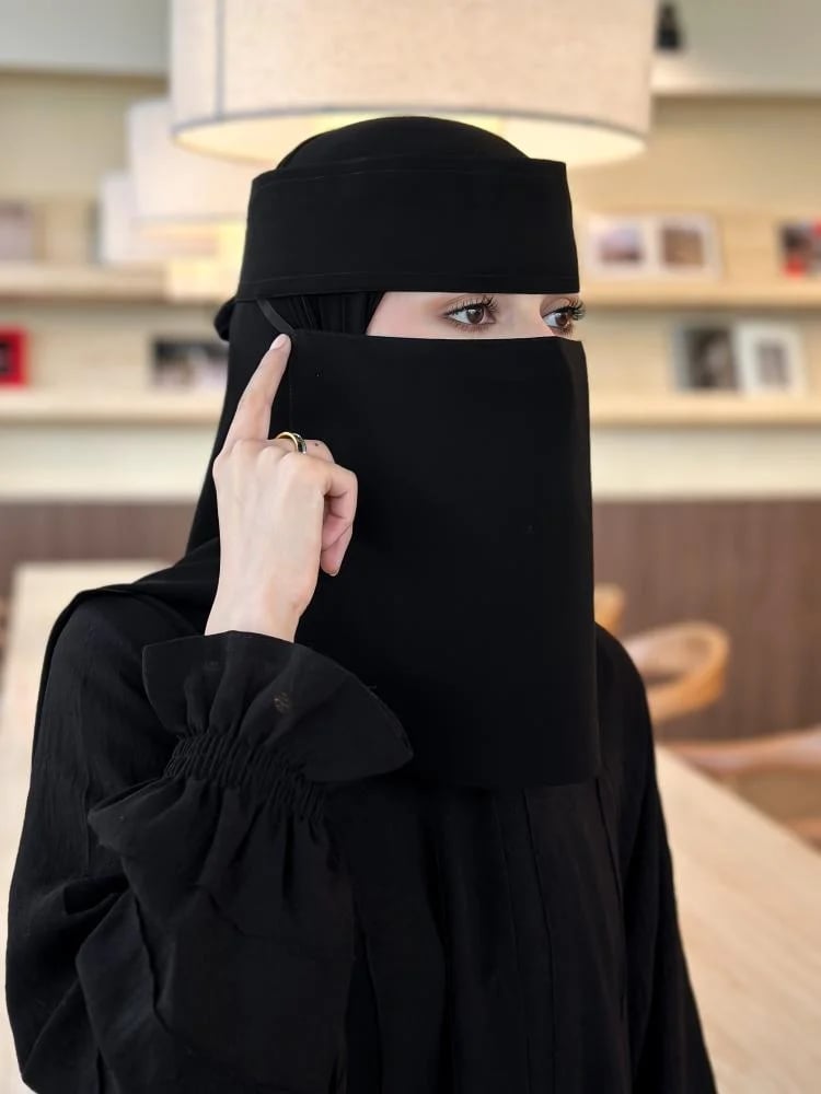 العرض الأقوى طرحة مبطنة ربع قطن +نقاب آسلين.