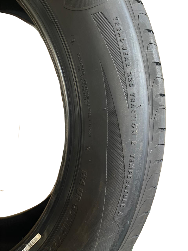 225/55R17  كفر فيرستون