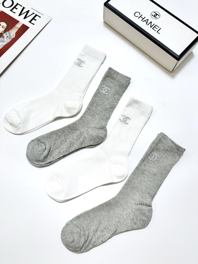 Chanel 4 pair of socks set