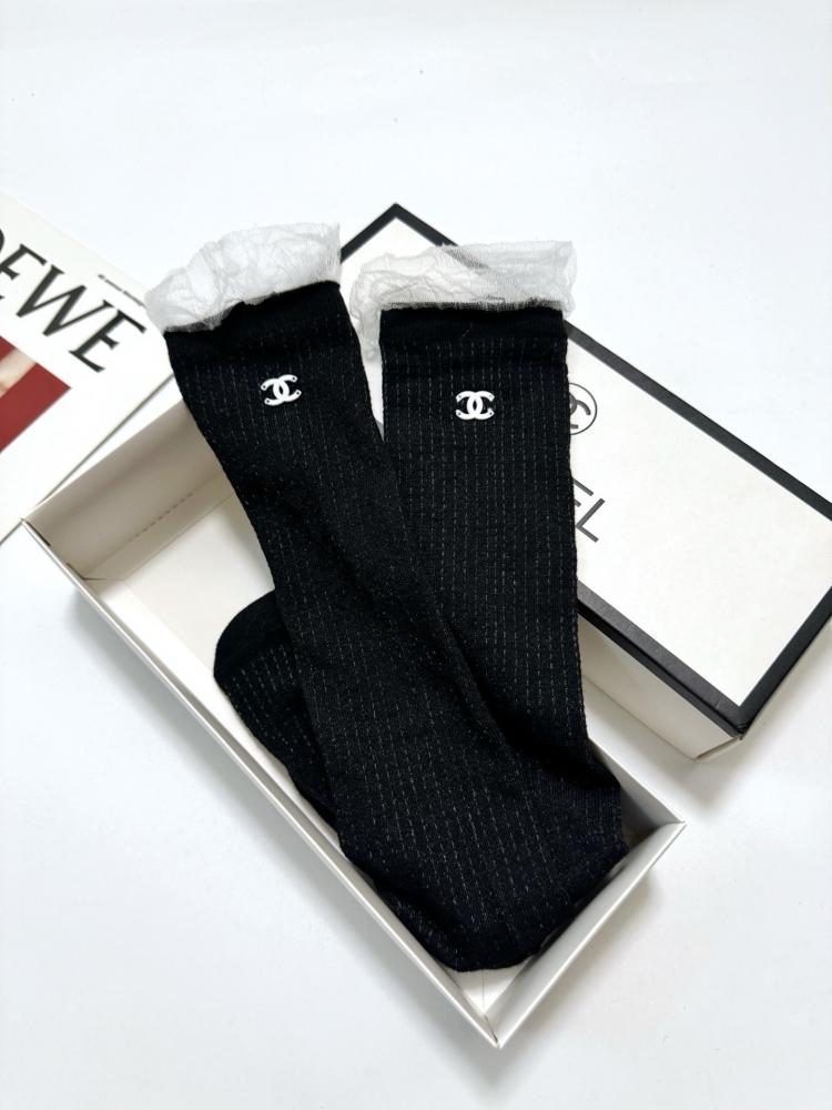 Chanel 1 pair of socks