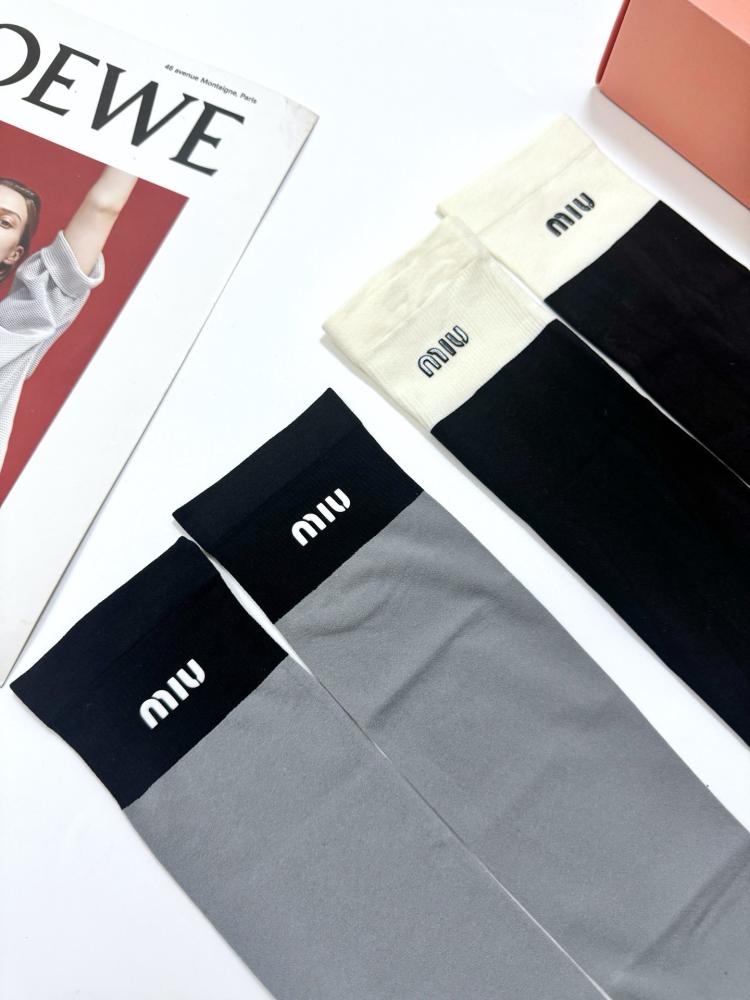 Miu Miu 2 pair of socks set