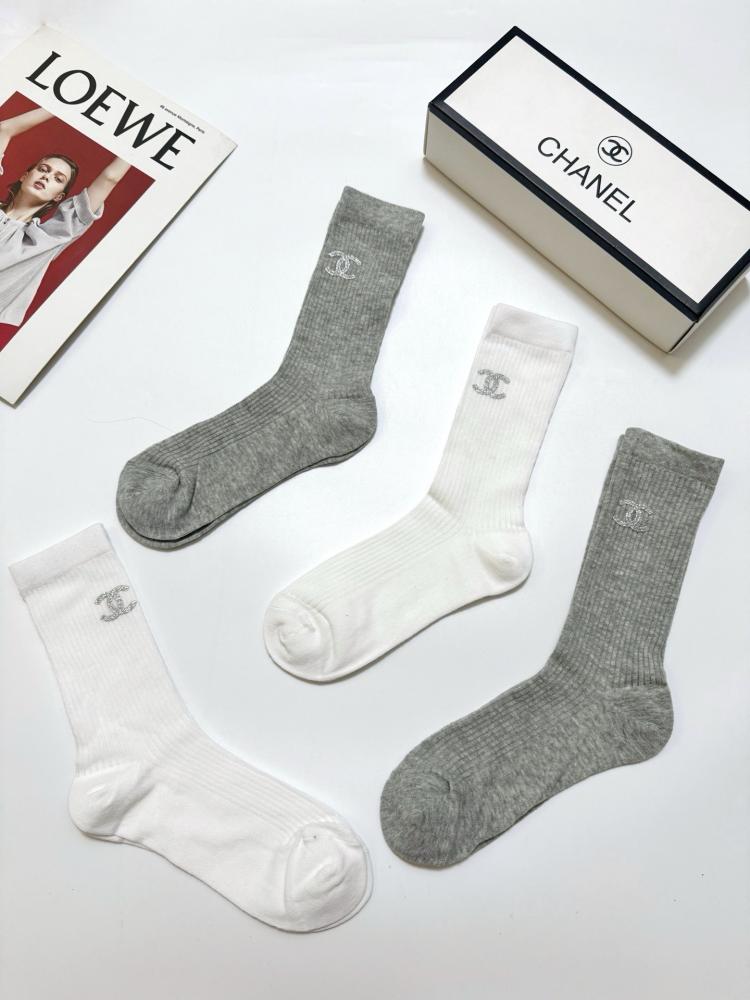 Chanel 4 pair of socks set