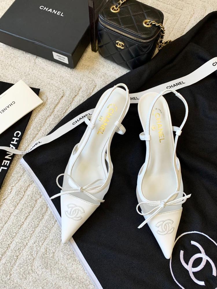 Chanel bow heels