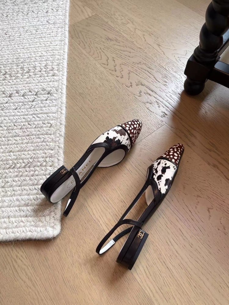 Chanel flat bottomed heeled cow-print