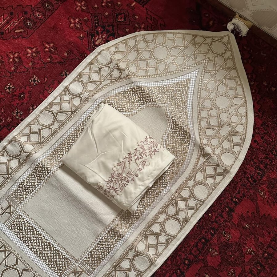 Light of the maqam