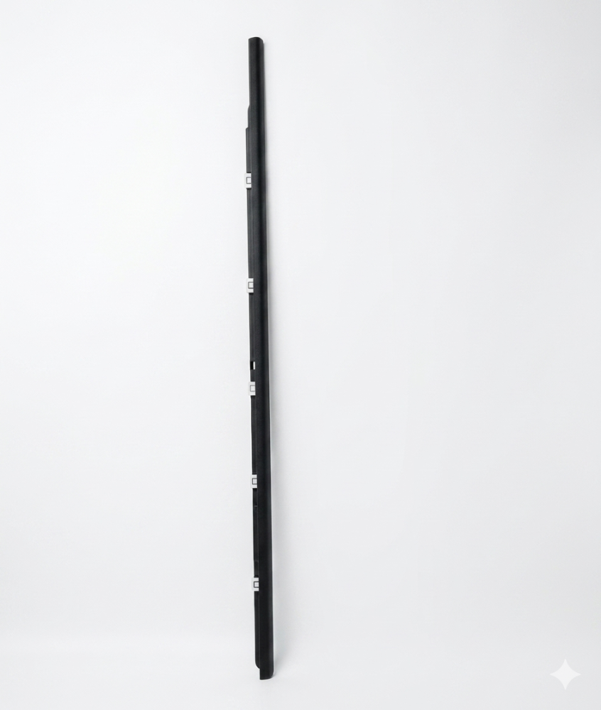 82220-1R000 مسطرة اكسنت وكالة