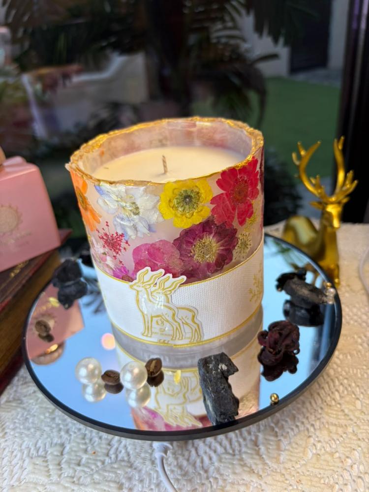 شمعة عطرية ملونة Flora Spring