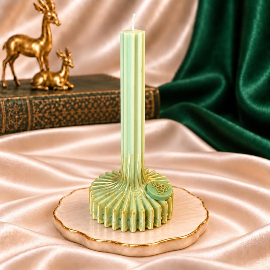 شمعة سَنا العز