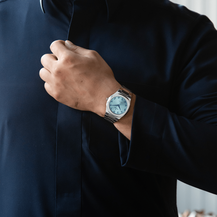 ساعة العز الرجالية ستيل باللون الفضي
