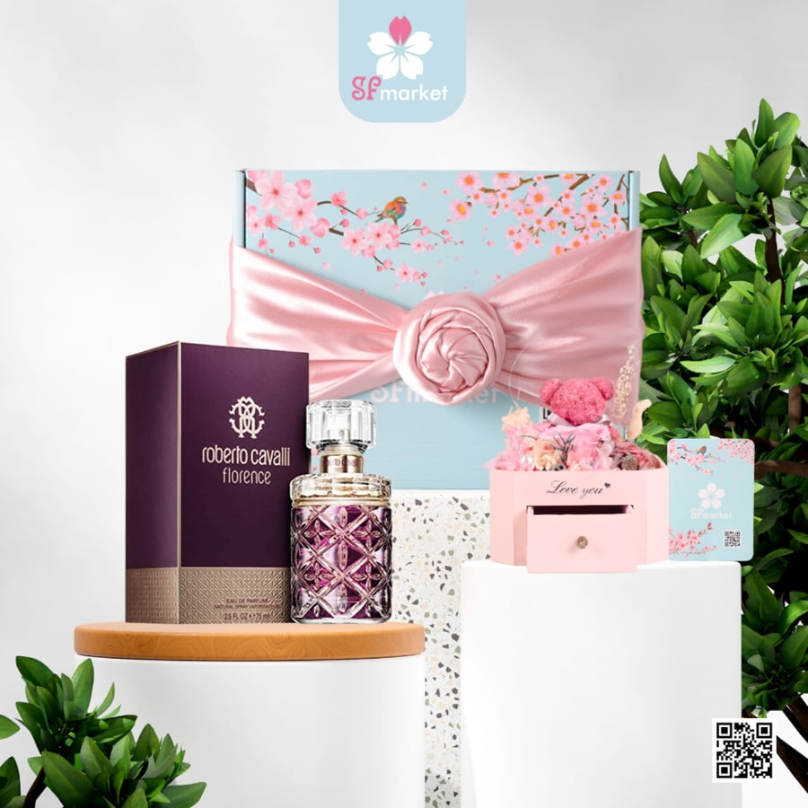 بوكس عطر ربيرتو كافالي مع بوكس ورد wg002