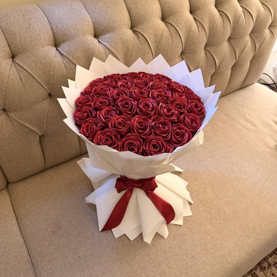 عرض اليوم الوطني ! باقة 40 ورده دائمه