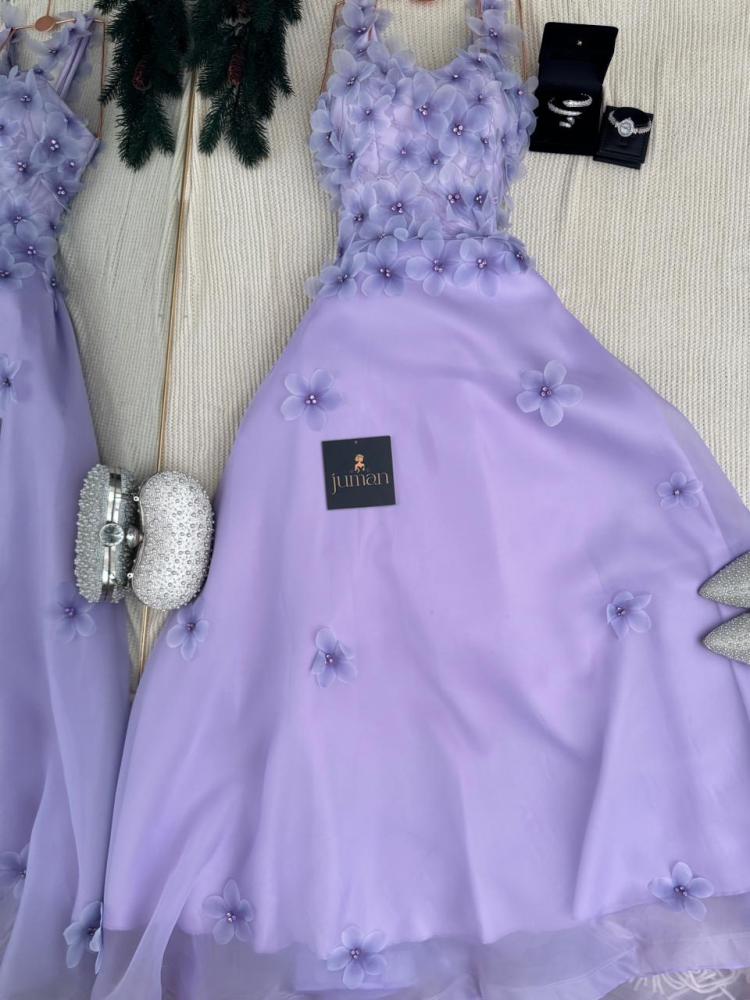Light purple evening dress with a flared style