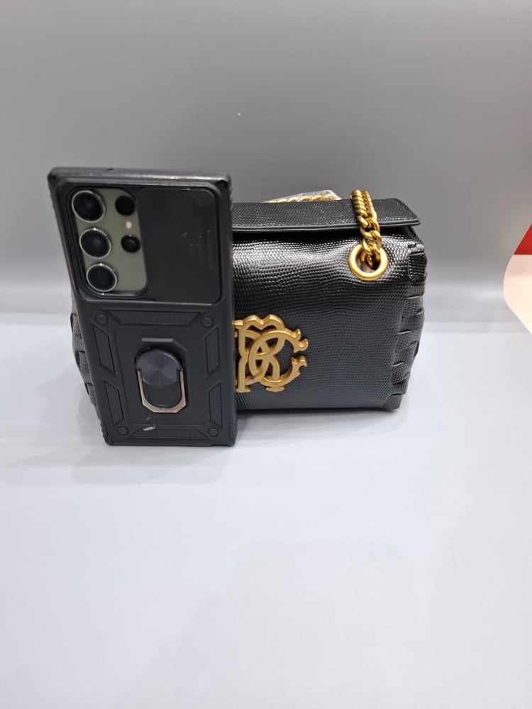وصل الجديييييد  موديل ربورت كفالي  شنط روبرت كفالي درجه اولى بعلبه الماركه  ا