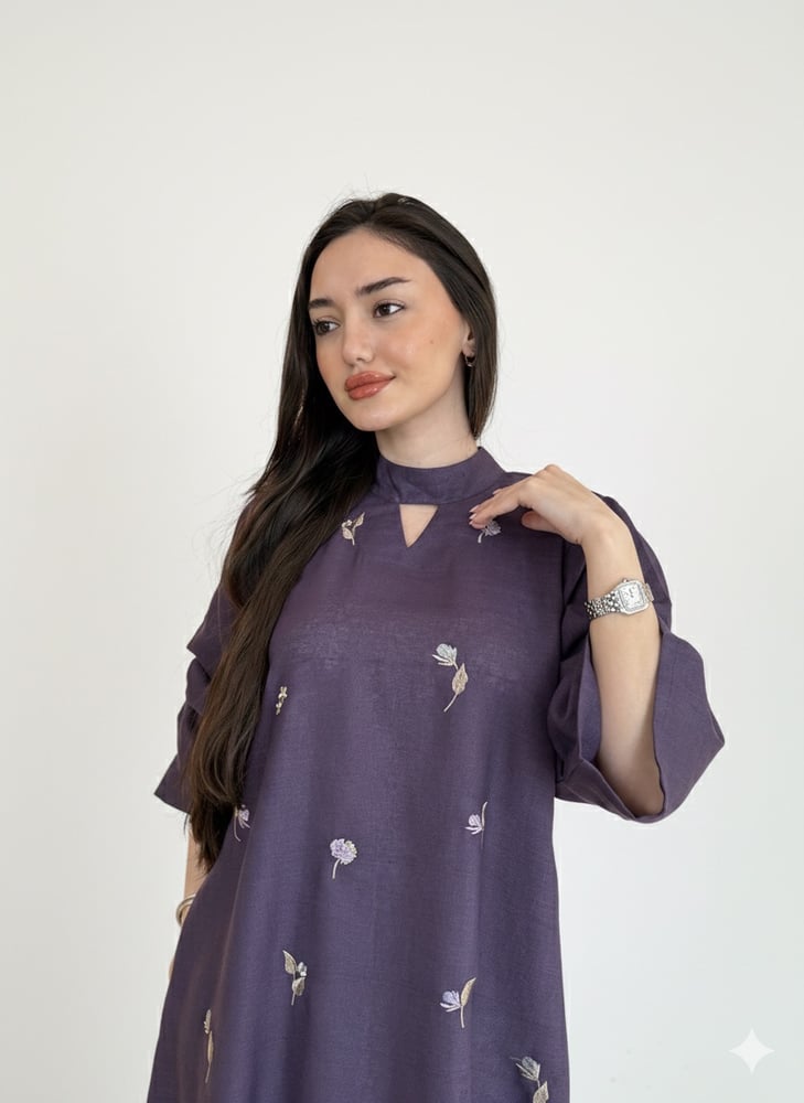 جلابية لينن موف تطريز ورود