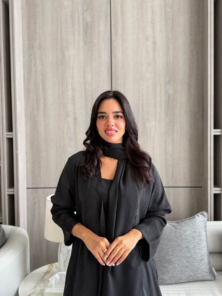 عباية أسود LA29