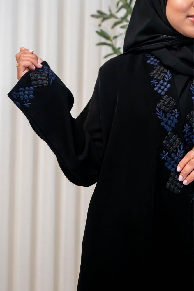 عباية كريب سرميك