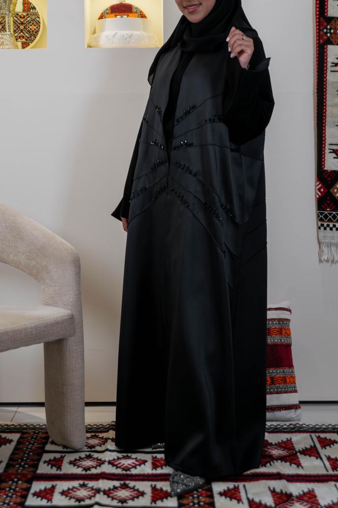 عباية كريب سرميك مع تفته