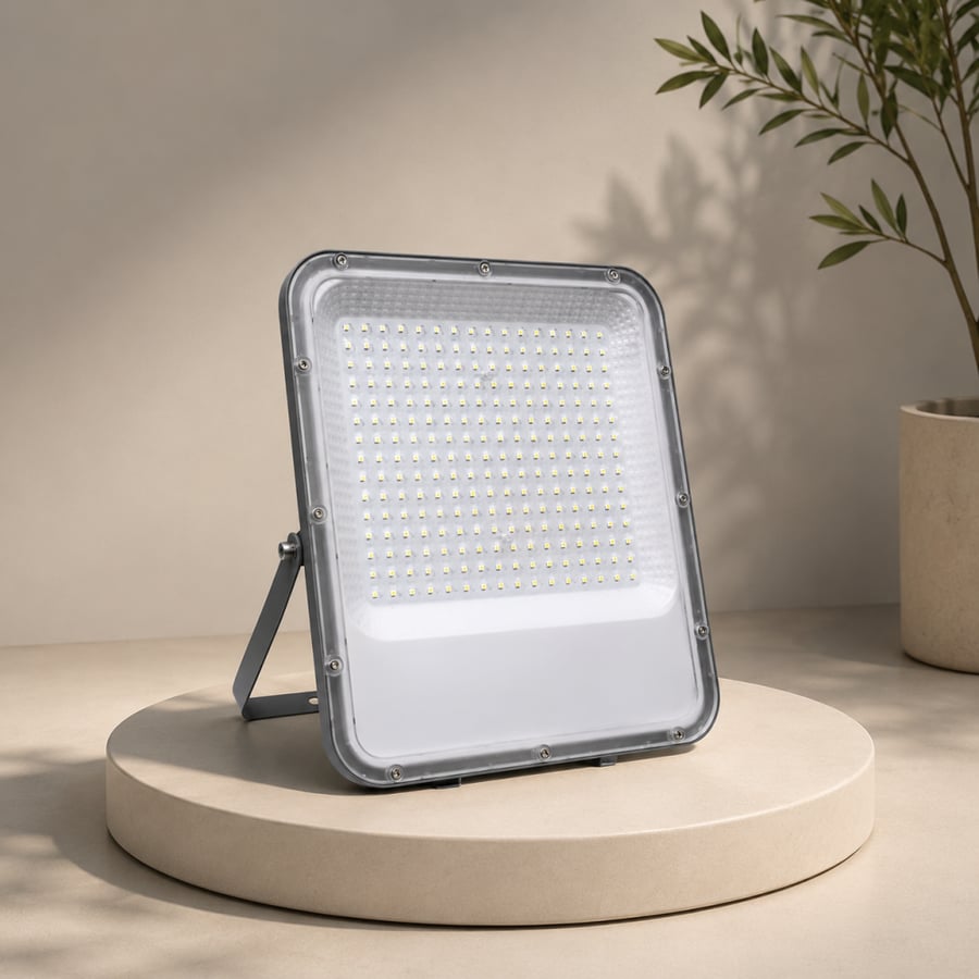 كشاف LED خارجي SMD قدرة 50 واط – رمادي | إضاءة 3000K أو 6500K – حماية IP65
