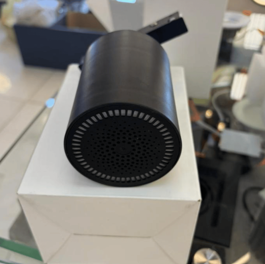 سماعة بلوتوث ذكية للمسار المغناطيسي ماجنتك V5.4 – صوت نقي وتحكم لاسلكي | Magnetic Track Bluetooth Speaker