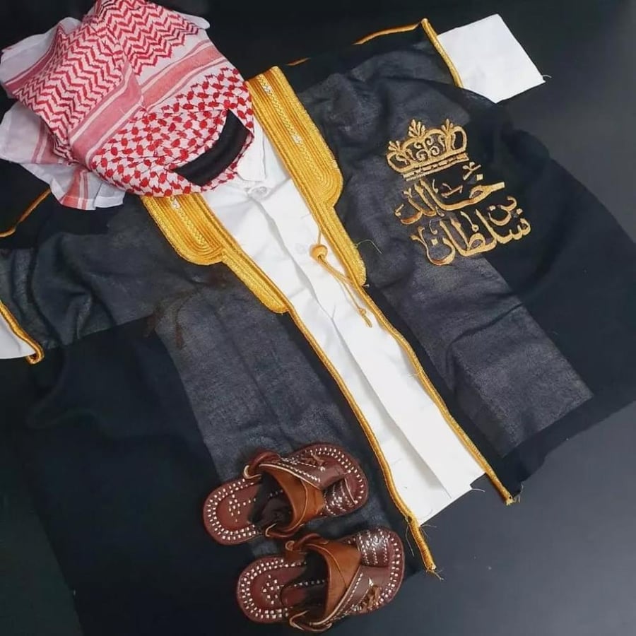 طقم اطفال