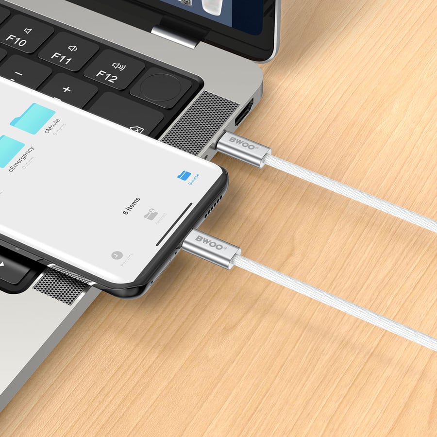 سلك USB-C إلى USB-C للشحن السريع 240 واط (1متر)